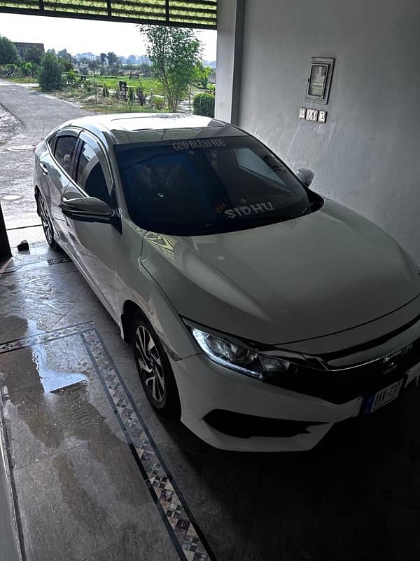 Honda Civic Oriel 2018 4