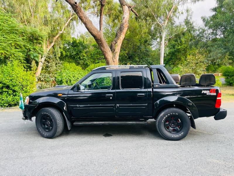 Nissan Navara 2007 8