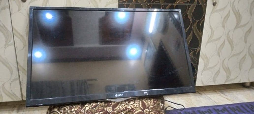 HAIER 32 INCH 0