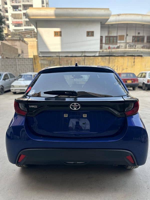 Toyota Yaris 2021 X Package 1