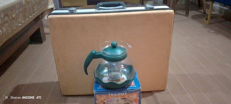 breifcase and tea pot 9