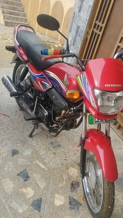 Honda 100 mint condtion