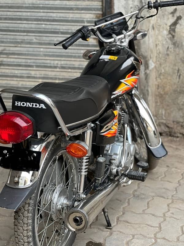 Honda 125 lush condition 2