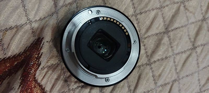 Sony E 20mm F2.8 lens 5