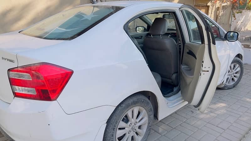 Honda City Aspire 2016 4