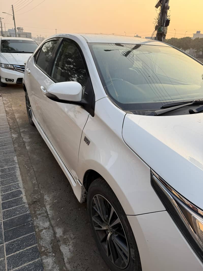 Toyota Corolla Altis Automatic 1.6 2019 3