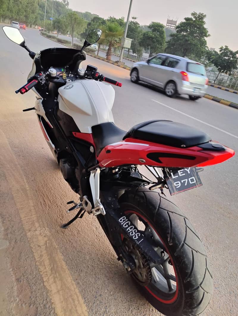 Benelli 302R (2018) MODEL | Benelli In Bikes | 302R 6