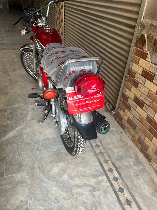 Honda 125 2023 model in invoice from peshawar 2