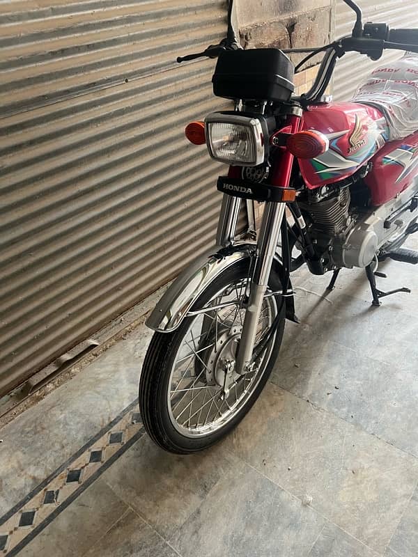 Honda 125 2023 model in invoice from peshawar 5