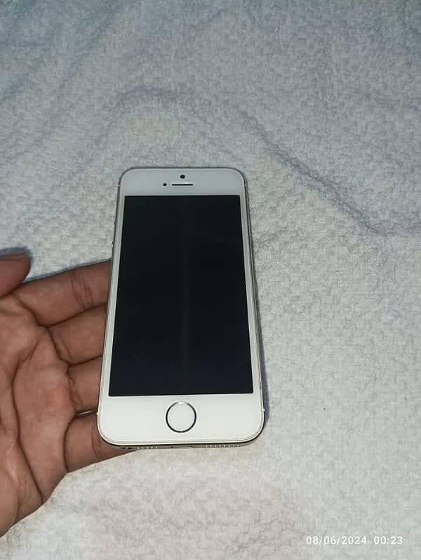 iPhone 5s 64gb PTA Approved #Watsapp  03486223941 1