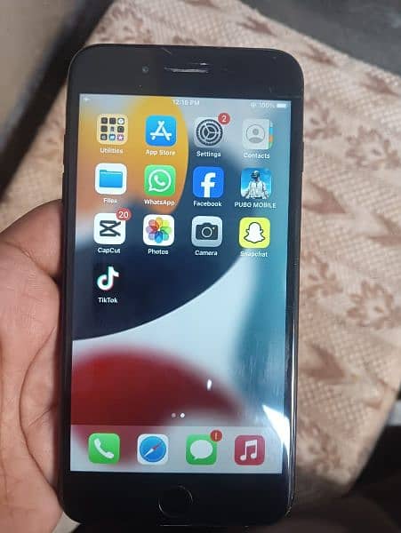 iPhone 7plus 128 GB non pta 4