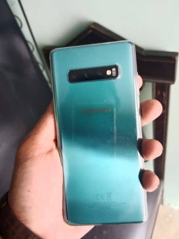 SamSung S10 plus 4