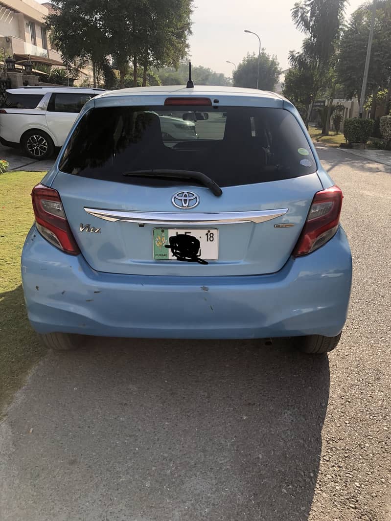 Toyota Vitz 2015 3