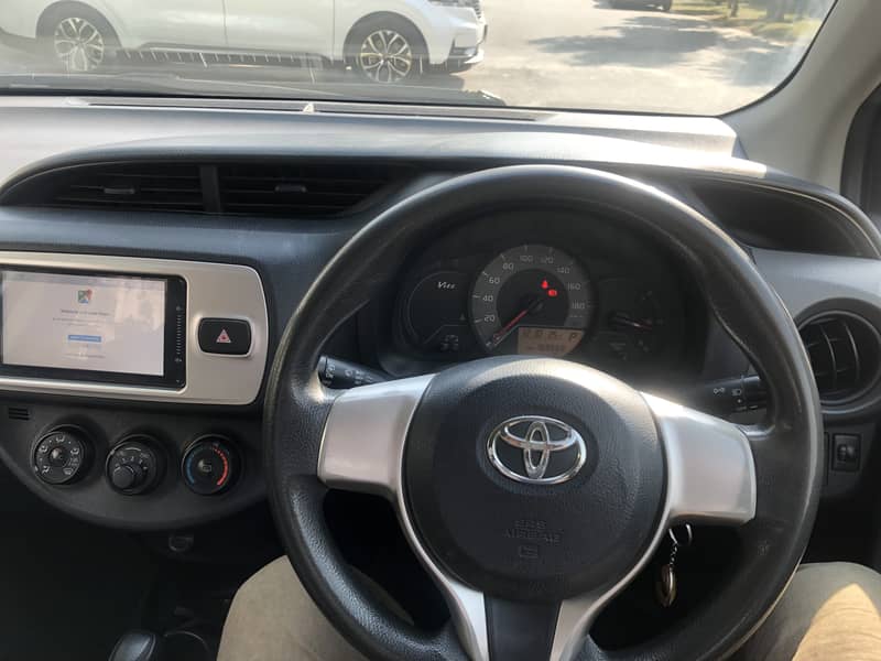 Toyota Vitz 2015 6