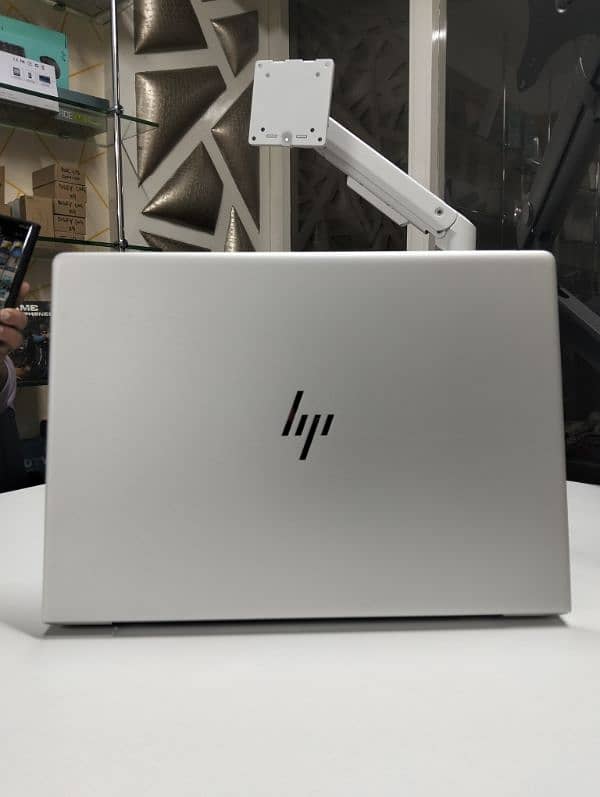 Used HP elite book 840 G6 3