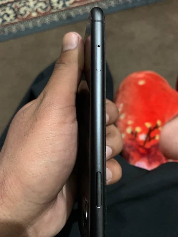 iphone 11 Non PTA 2