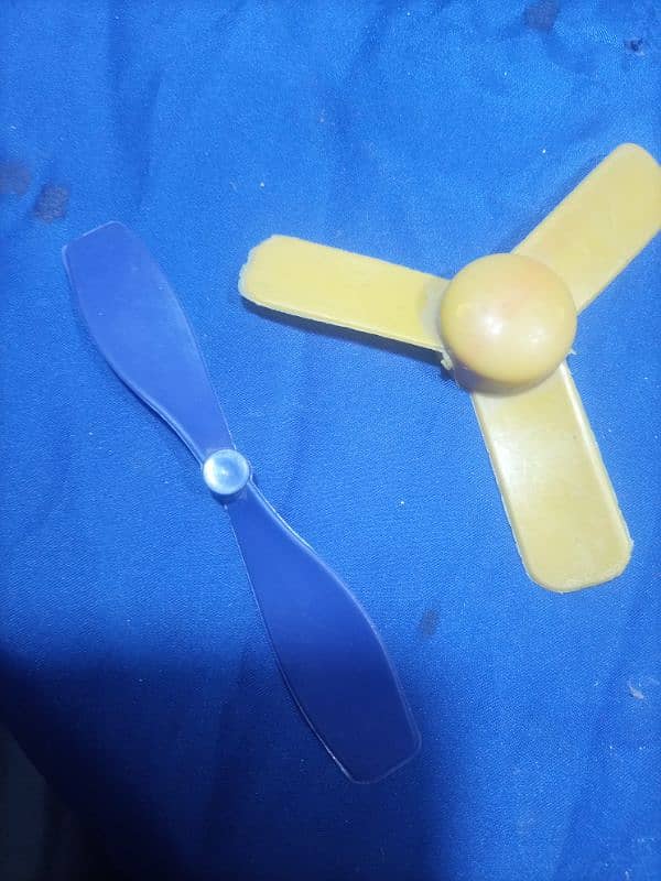 DC motor fan / propeller 2 pieces 0