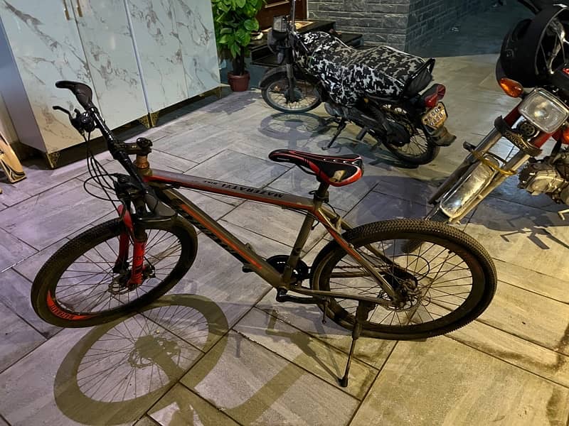 mazerrati cycle 8/10 condition aluminium body 1