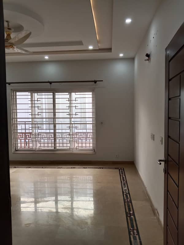 Sector: C , 1 Kanal Upper portion for Rent Bahria enclave Islamabad 5