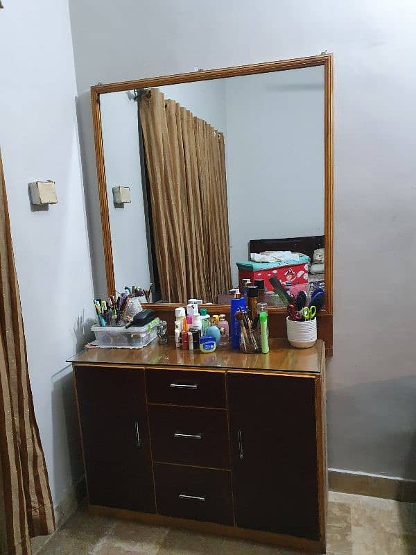 Dressing Table 1