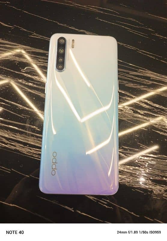 Oppo F15 8/256 3