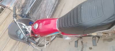 Honda 125 condition 10 by 7