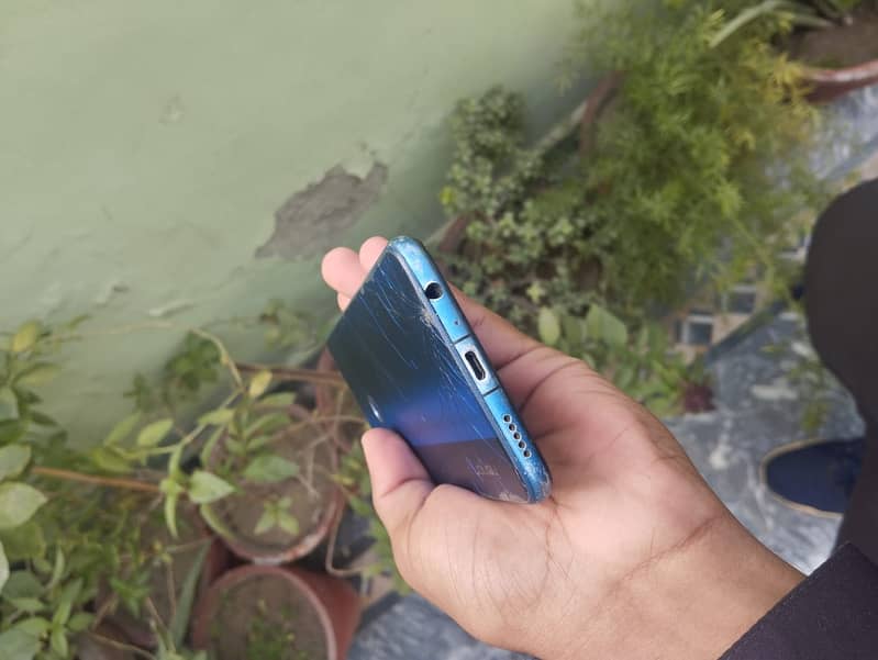 Honor 8X 3