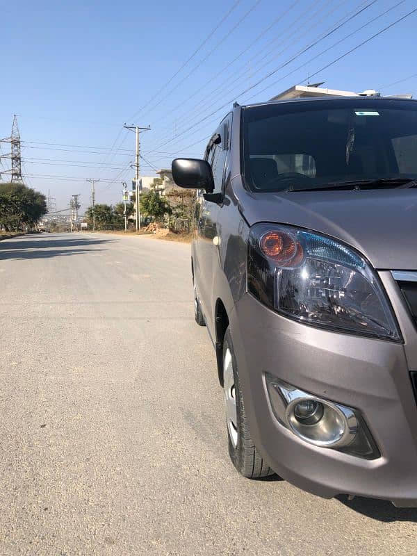 Suzuki Wagon R 2019 1