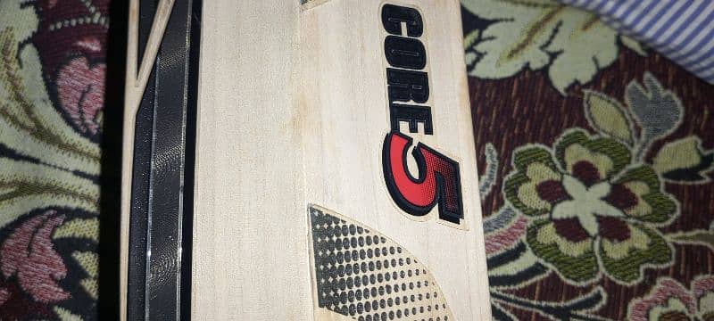 hs core 5 (English Willow) with original hs cover 6