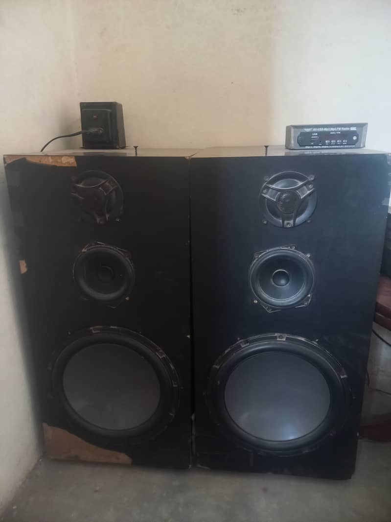 Japane amplifier and speakers 1