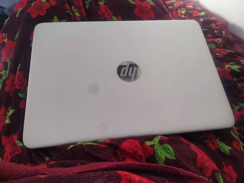 Hp core i7 6th gen 8gb ram 128 M2 chip 1