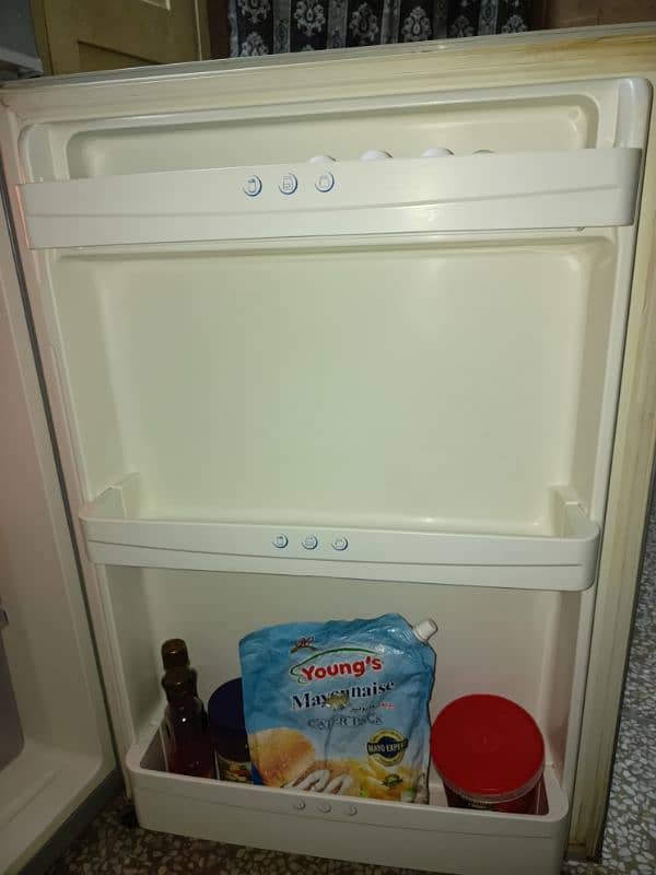 HAIER REFRIGERATOR 2