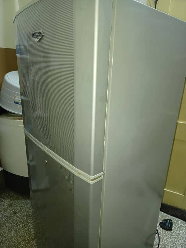 HAIER REFRIGERATOR 6