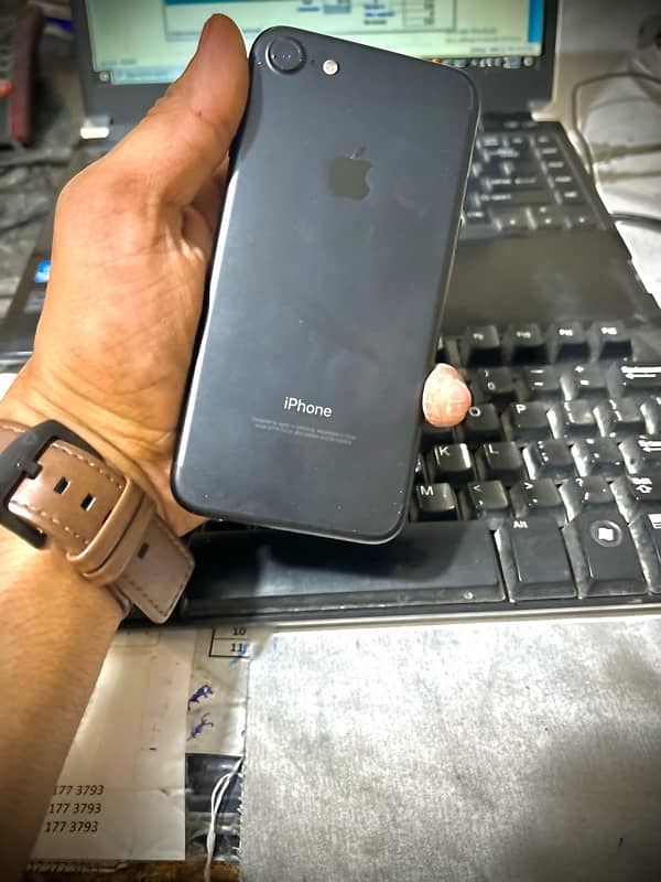 iPhone 7 128Gb ‪+92 370 8527327‬ Argent sale 0