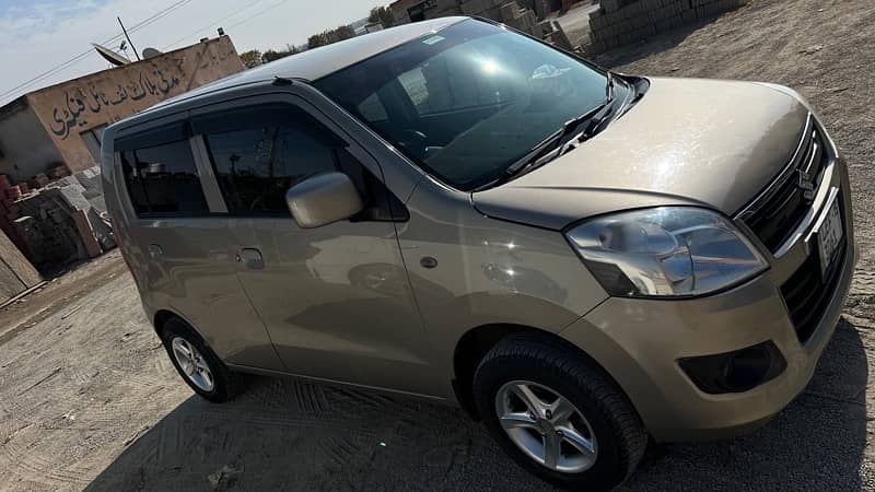 Suzuki Wagon R 2015 3