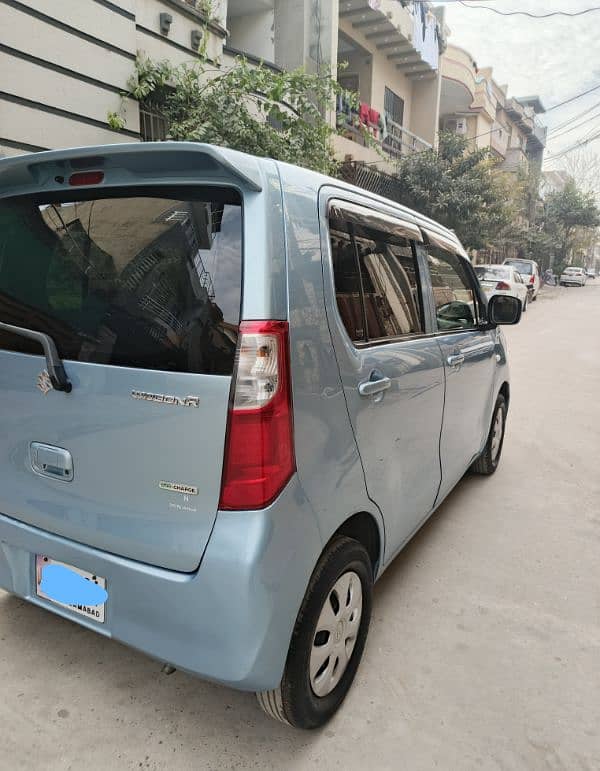 Suzuki Wagon R 2015 1