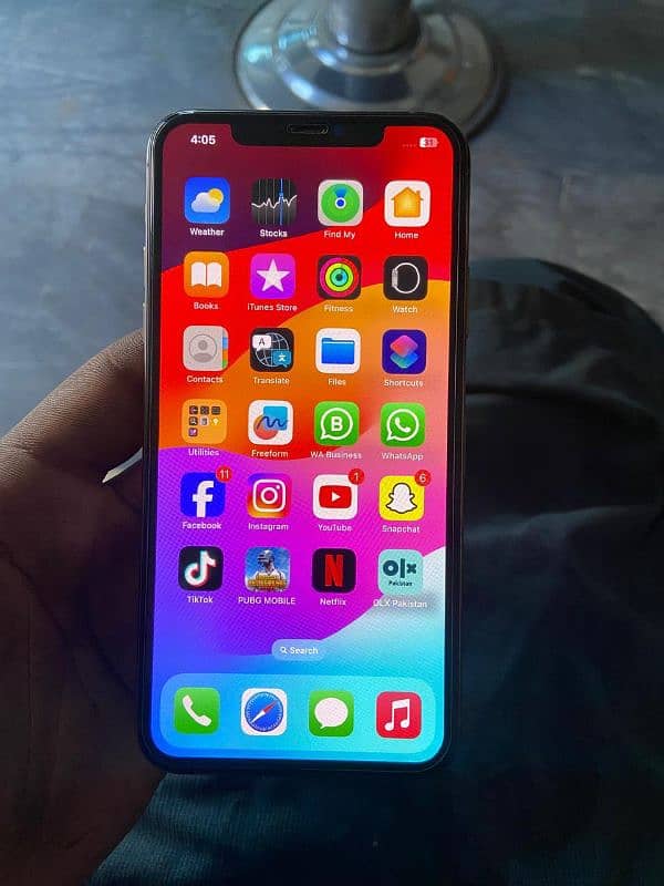 10/10 condition iphone 11 pro max 64 gb 2