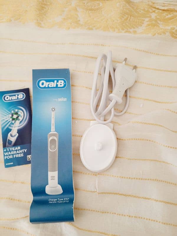 oral B rechargable toothbrush 2