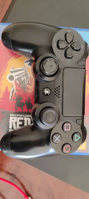 PS4 Slim 100% condition with Original Controller + RDR2 2