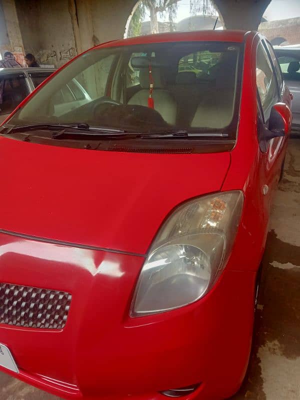 Toyota vitz 4