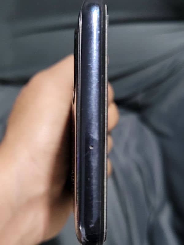 samsung a51 (urgent sale) 4