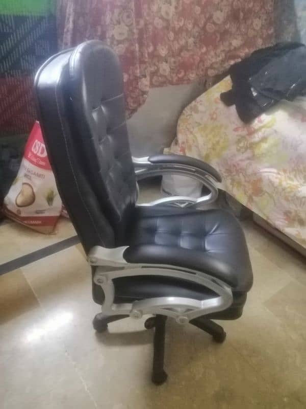 office chair 0