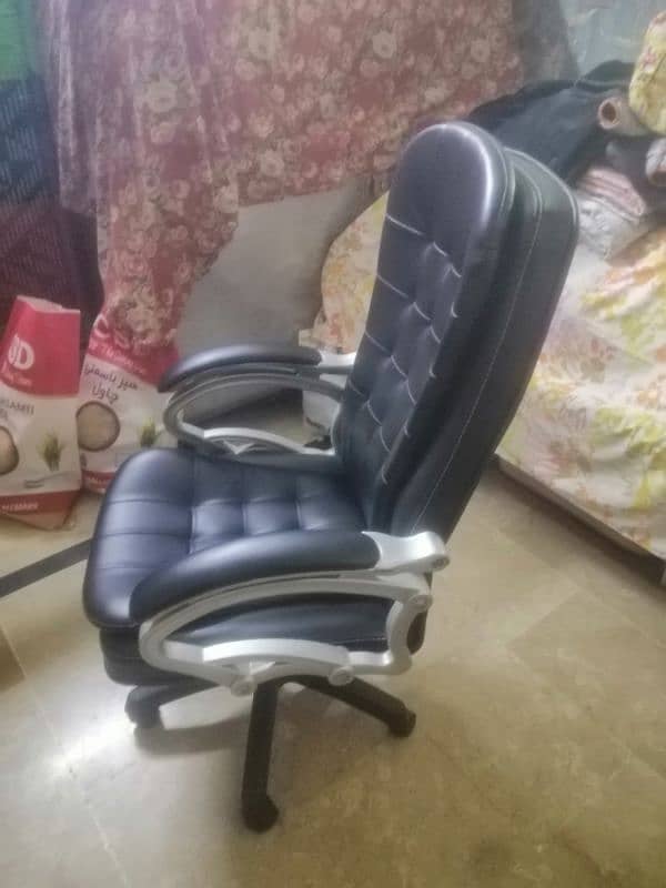 office chair 3