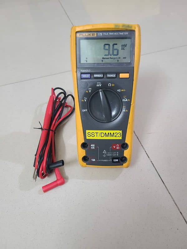 Fluke 175 True-RMS Digital Multimeter 3