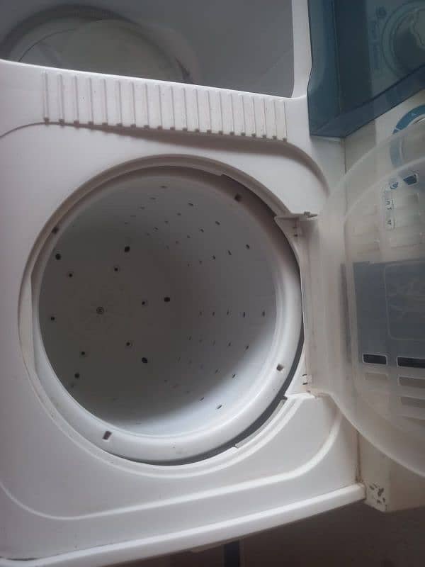 Dawlance Washer and Dryer 0