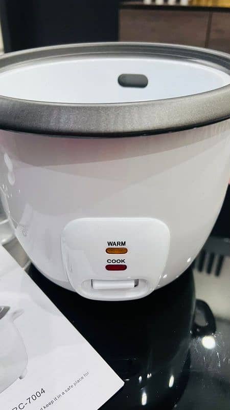 Rice cooker and steamer 3