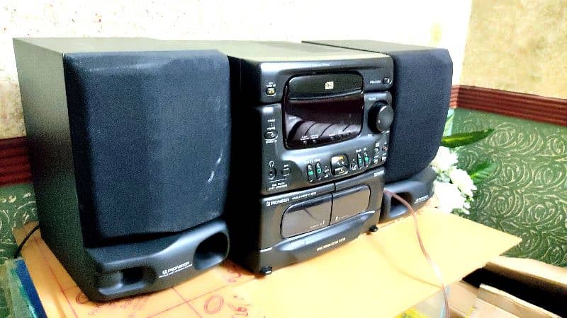 Pioneer XR-P 150 CD & Cassette Player 1