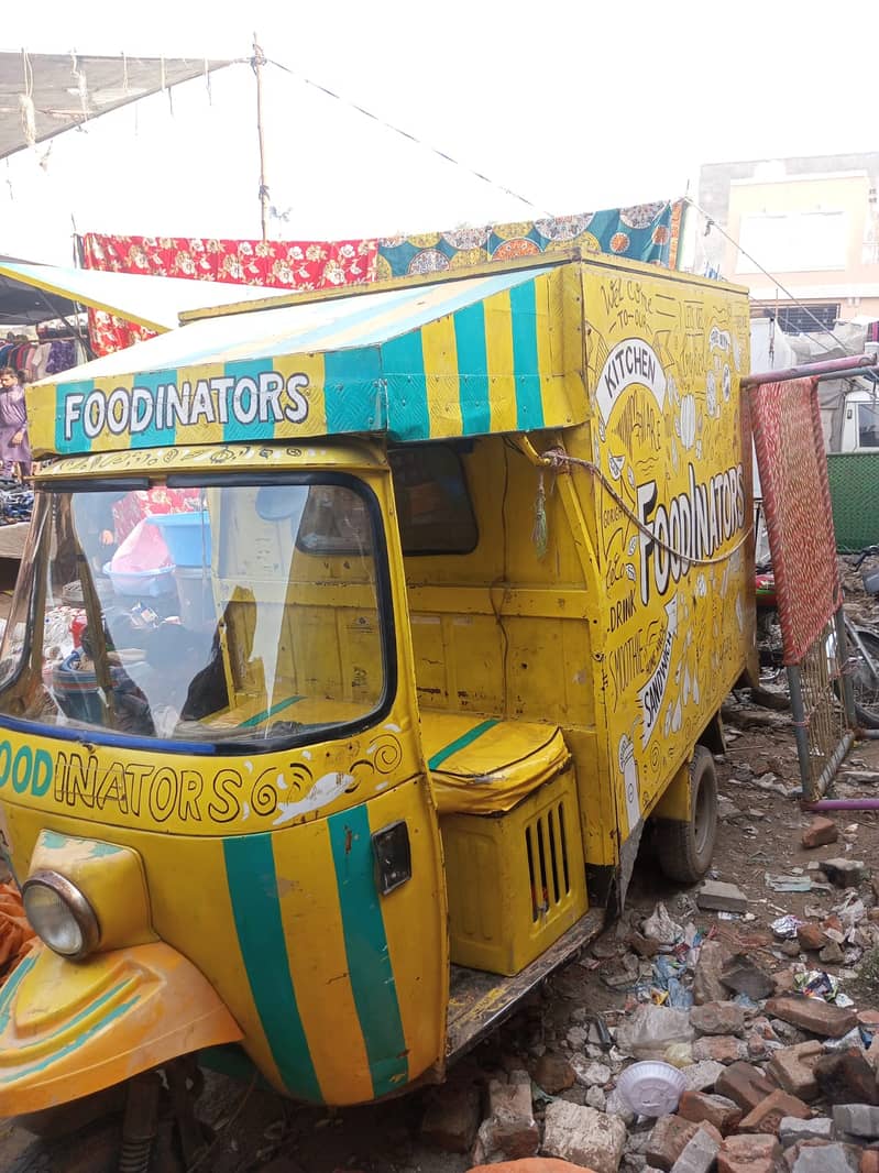 Tez raftar loadar rickshaw 3