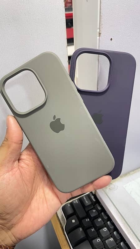 iPhone 14pro silicon cover 3