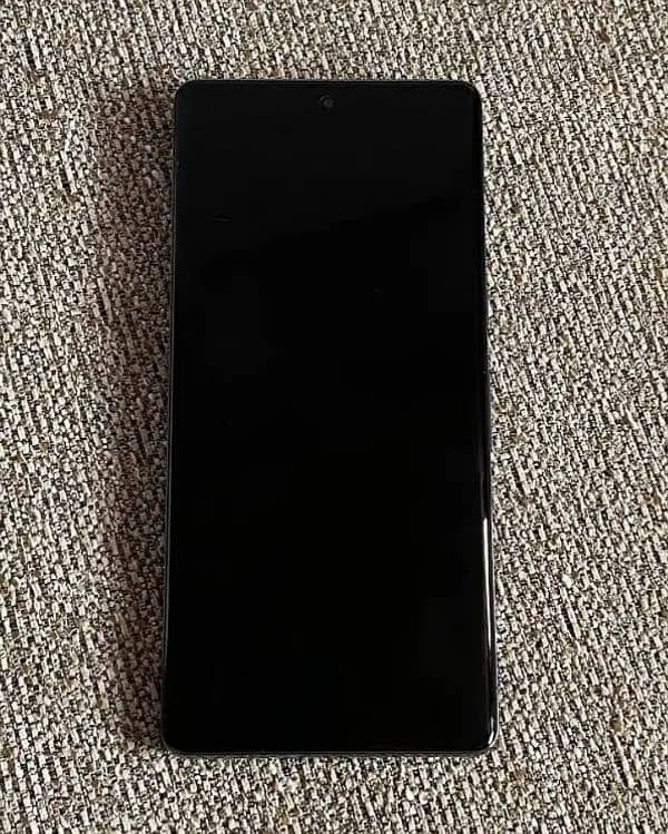 Google pixel 7 pro condition 10/10 no any strech lush 12 /128 2